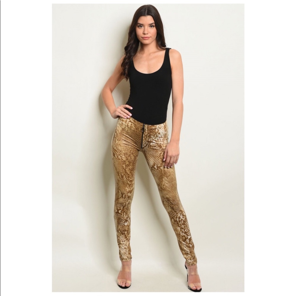•Mocha• Wet Look Snake Print Leggings - Picture 2 of 4